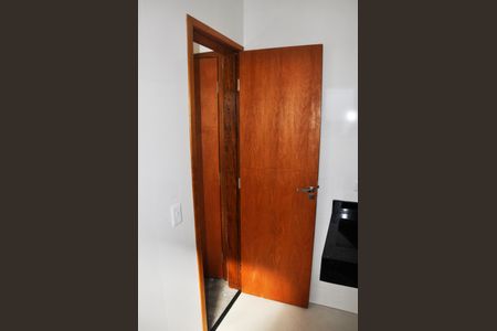 Casa à venda com 220m², 3 quartos e 2 vagas Casa à venda com 220m², 3 quartos e 2 vagasDetalhe - Suíte