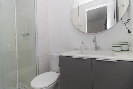 Apartamento para alugar com 74m², 3 quartos e 1 vaga Apartamento para alugar com 74m², 3 quartos e 1 vagaBanheiro da Suíte