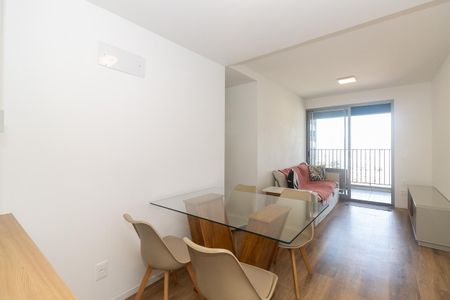 Apartamento para alugar com 74m², 3 quartos e 1 vaga Apartamento para alugar com 74m², 3 quartos e 1 vagaSala