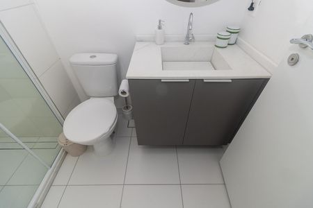 Apartamento para alugar com 74m², 3 quartos e 1 vaga Apartamento para alugar com 74m², 3 quartos e 1 vagaBanheiro da Suíte