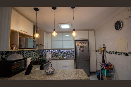 Casa de condomínio à venda com 285m², 3 quartos e 3 vagas Casa de condomínio à venda com 285m², 3 quartos e 3 vagasCozinha