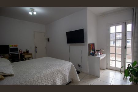 Casa de condomínio à venda com 285m², 3 quartos e 3 vagas Casa de condomínio à venda com 285m², 3 quartos e 3 vagasQuarto 1