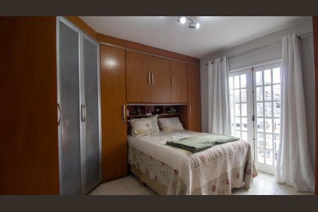 Casa de condomínio à venda com 285m², 3 quartos e 3 vagas Casa de condomínio à venda com 285m², 3 quartos e 3 vagasSuíte