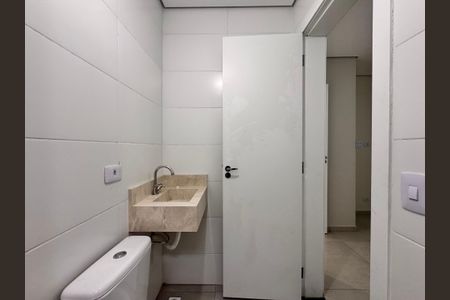 Apartamento para alugar com 47m², 2 quartos e 1 vagaBanheiro da suíte 