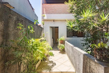 Casa à venda com 200m², 3 quartos e 2 vagasQuintal