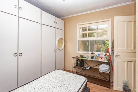 Casa à venda com 200m², 3 quartos e 2 vagasQuarto de Serviço