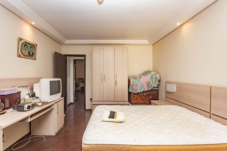 Casa à venda com 200m², 3 quartos e 2 vagasSuíte 2