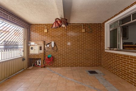 Casa à venda com 200m², 3 quartos e 2 vagasGaragem