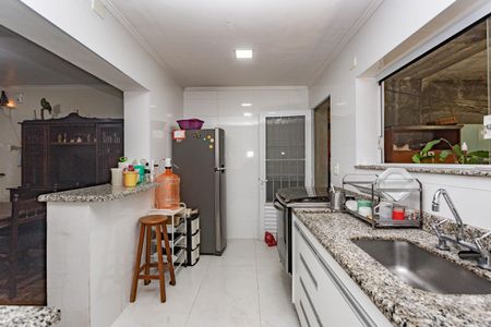 Casa à venda com 200m², 3 quartos e 2 vagasCozinha