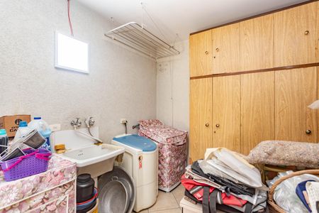 Casa à venda com 200m², 3 quartos e 2 vagasQuarto de Serviço 2