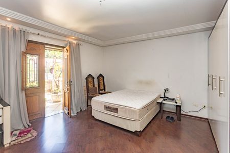 Casa à venda com 200m², 3 quartos e 2 vagasSuíte 1