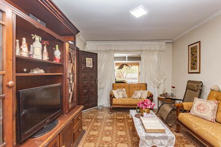 Casa à venda com 200m², 3 quartos e 2 vagasSala