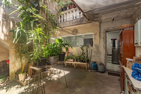 Casa à venda com 200m², 3 quartos e 2 vagasQuintal