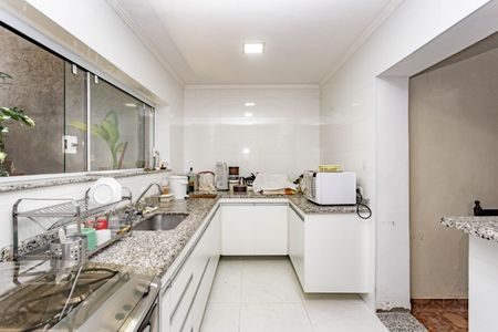 Casa à venda com 200m², 3 quartos e 2 vagasCozinha