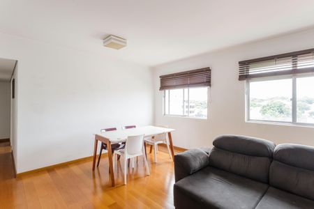 Apartamento para alugar com 110m², 3 quartos e 1 vagaSala