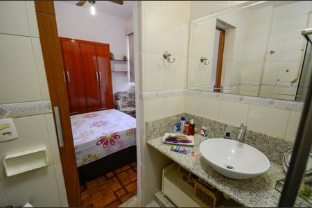 Apartamento para alugar com 41m², 1 quarto e sem vagaBanheiro