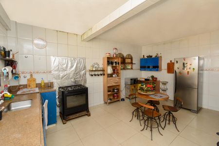 Casa à venda com 360m², 3 quartos e 4 vagasCozinha