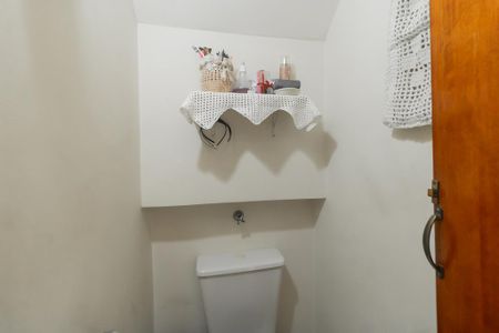 Casa de condomínio à venda com 60m², 2 quartos e 1 vagaLavabo