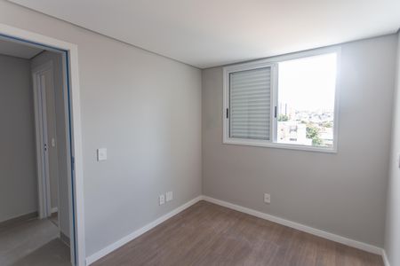 Apartamento para alugar com 126m², 3 quartos e 2 vagas Apartamento para alugar com 126m², 3 quartos e 2 vagasQuarto 2