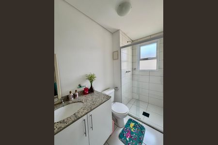 Apartamento à venda com 119m², 4 quartos e 2 vagasBanheiro da Suíte 2