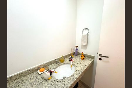 Apartamento à venda com 119m², 4 quartos e 2 vagasLavabo