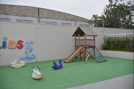 Apartamento à venda com 58m², 2 quartos e 1 vagaÁrea Comum - Playground