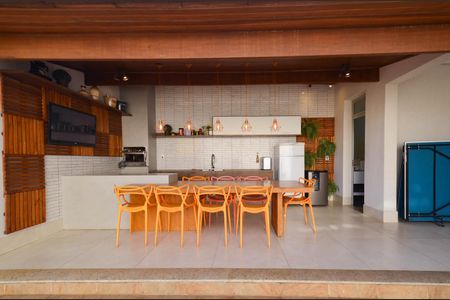 Casa à venda com 360m², 5 quartos e 4 vagas Casa à venda com 360m², 5 quartos e 4 vagasÁrea Gourmet