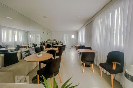 Apartamento à venda com 33m², 2 quartos e sem vagaÁrea comum - Salão de festas