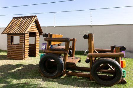 Apartamento à venda com 33m², 2 quartos e sem vagaÁrea comum - Playground