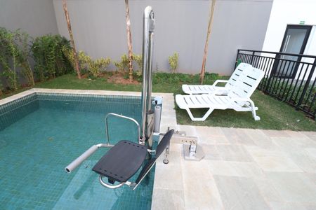 Apartamento à venda com 33m², 2 quartos e sem vagaÁrea comum - Piscina