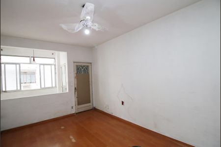 Apartamento à venda com 82m², 2 quartos e 1 vagaSala