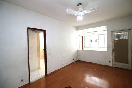 Apartamento à venda com 82m², 2 quartos e 1 vagaSala