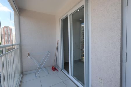 Apartamento para alugar com 44m², 2 quartos e sem vagaVaranda