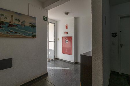 Apartamento para alugar com 84m², 2 quartos e 1 vagahall de entrada