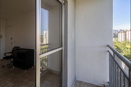 Apartamento para alugar com 84m², 2 quartos e 1 vagasacada