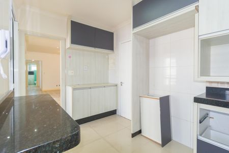 Apartamento à venda com 100m², 3 quartos e 2 vagas Apartamento à venda com 100m², 3 quartos e 2 vagasCozinha