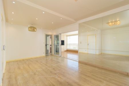 Apartamento à venda com 100m², 3 quartos e 2 vagas Apartamento à venda com 100m², 3 quartos e 2 vagasSala