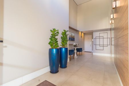 Apartamento à venda com 100m², 3 quartos e 2 vagas Apartamento à venda com 100m², 3 quartos e 2 vagasHall social