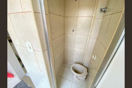 Apartamento à venda com 62m², 2 quartos e sem vagaBanheiro de serviço