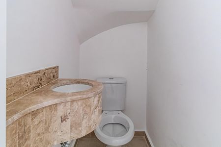 Casa à venda com 168m², 3 quartos e 6 vagasLavabo