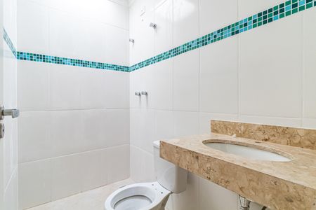 Casa à venda com 168m², 3 quartos e 6 vagasSuite - Banheiro