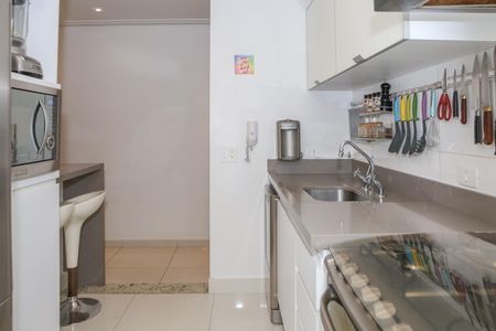 Apartamento à venda com 86m², 2 quartos e 2 vagas Apartamento à venda com 86m², 2 quartos e 2 vagasCozinha
