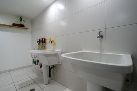 Apartamento à venda com 90m², 1 quarto e 2 vagas Apartamento à venda com 90m², 1 quarto e 2 vagasÁrea comum - Lavanderia