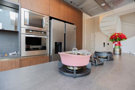 Apartamento à venda com 90m², 1 quarto e 2 vagas Apartamento à venda com 90m², 1 quarto e 2 vagasCozinha