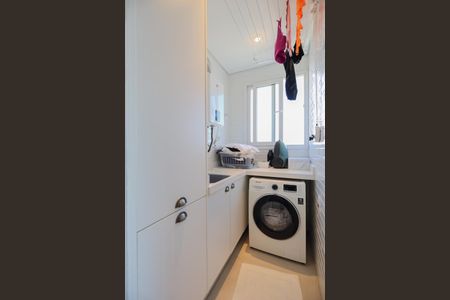 Apartamento à venda com 90m², 1 quarto e 2 vagas Apartamento à venda com 90m², 1 quarto e 2 vagasÁrea de serviço