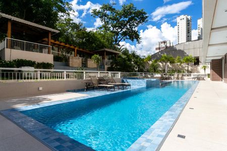 Apartamento à venda com 90m², 1 quarto e 2 vagas Apartamento à venda com 90m², 1 quarto e 2 vagasÁrea comum - Piscina