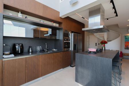 Apartamento à venda com 90m², 1 quarto e 2 vagas Apartamento à venda com 90m², 1 quarto e 2 vagasCozinha