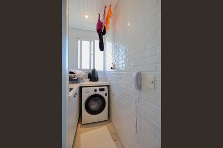 Apartamento à venda com 90m², 1 quarto e 2 vagas Apartamento à venda com 90m², 1 quarto e 2 vagasÁrea de serviço