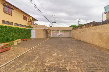 Casa de condomínio à venda com 70m², 2 quartos e 2 vagasPortaria