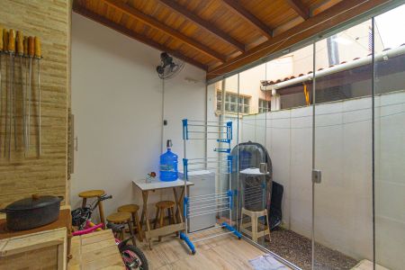 Casa de condomínio à venda com 70m², 2 quartos e 2 vagasVaranda gourmet